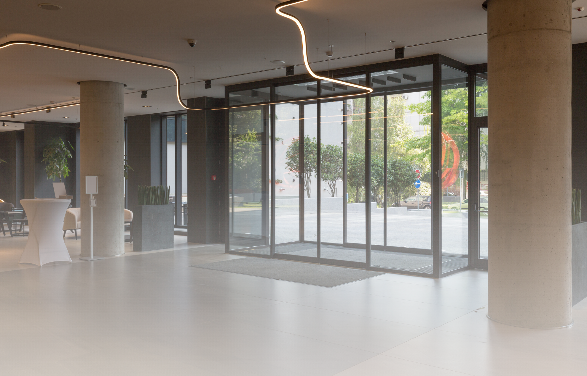 Glass automatic doors